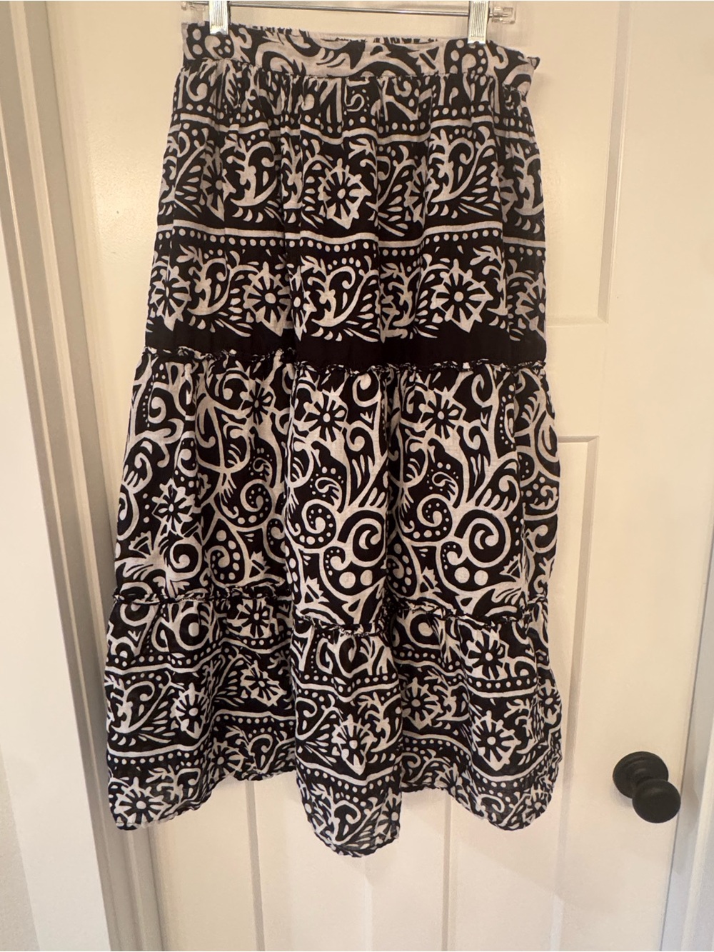 Studio West Black and White Tiered Midi Skirt